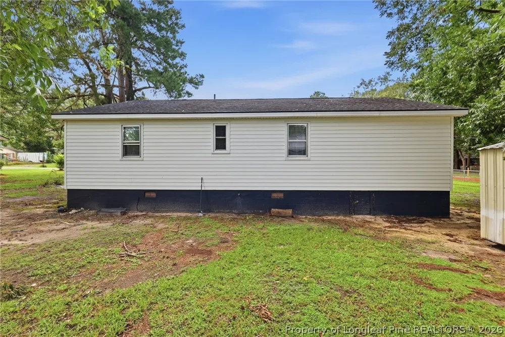 604 Calhoun Street Clinton, NC 28328