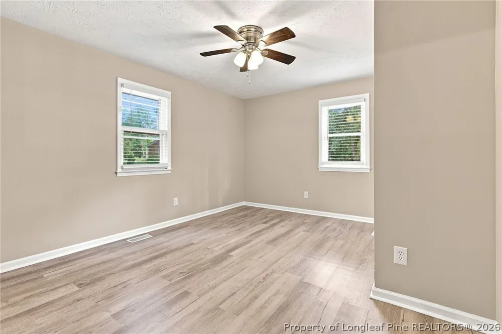 604 Calhoun Street Clinton, NC 28328