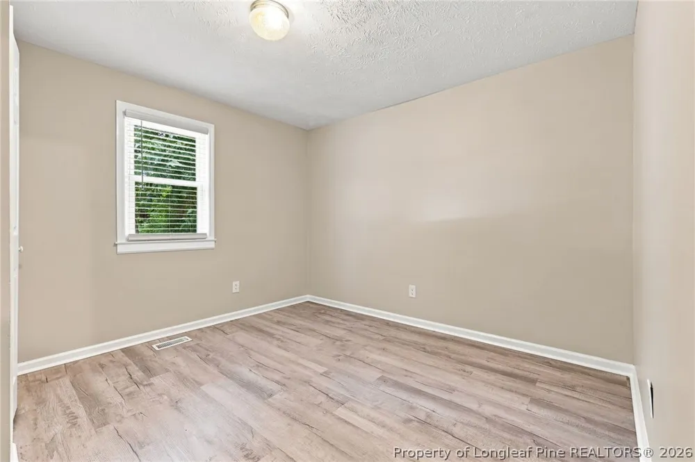 604 Calhoun Street Clinton, NC 28328