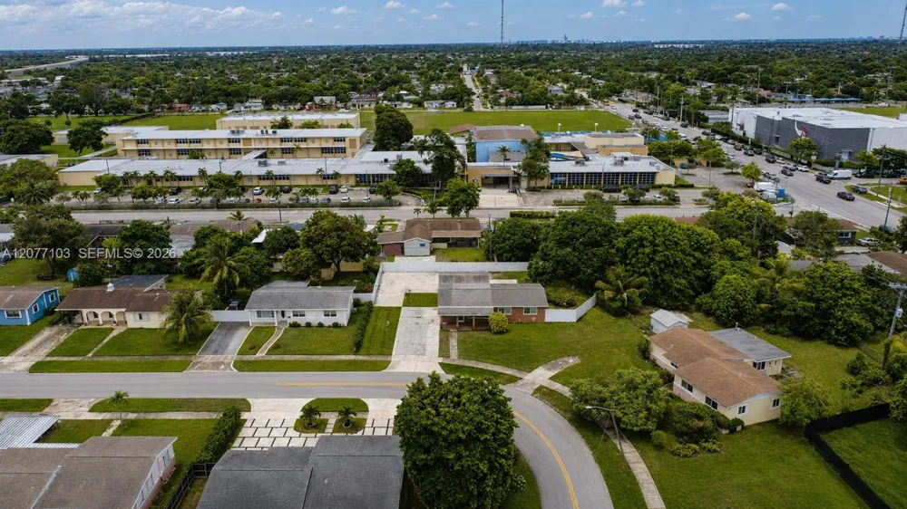 1225 NW 192nd St Miami Gardens, FL 33169
