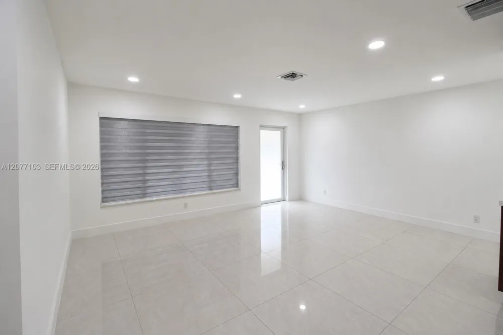 1225 NW 192nd St Miami Gardens, FL 33169