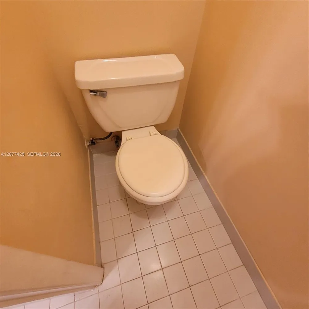 1051 Jefferson Dr #1051H Homestead, FL 33034
