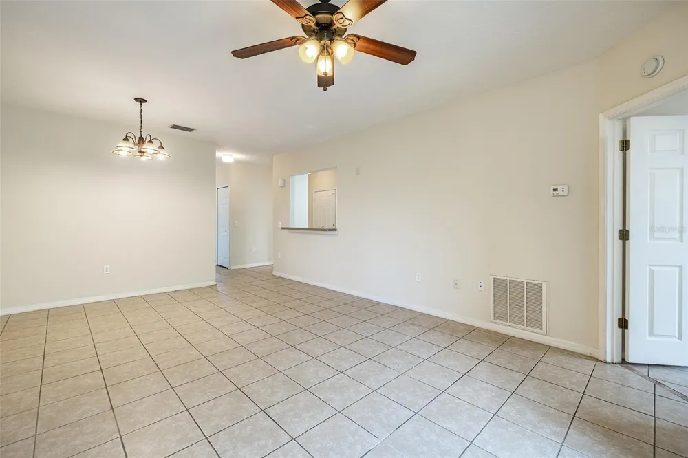 9506 AMBERDALE COURT #202 Riverview, FL 33578
