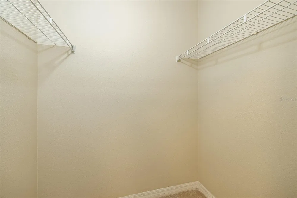 9506 AMBERDALE COURT #202 Riverview, FL 33578