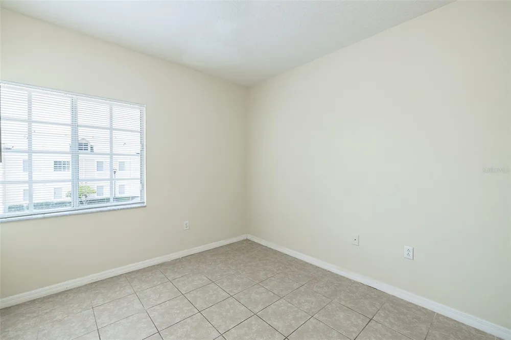 9506 AMBERDALE COURT #202 Riverview, FL 33578