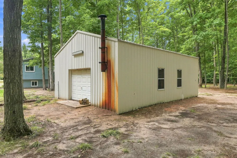 4893 Benjamin Donald Drive Paradise Township, MI 49649