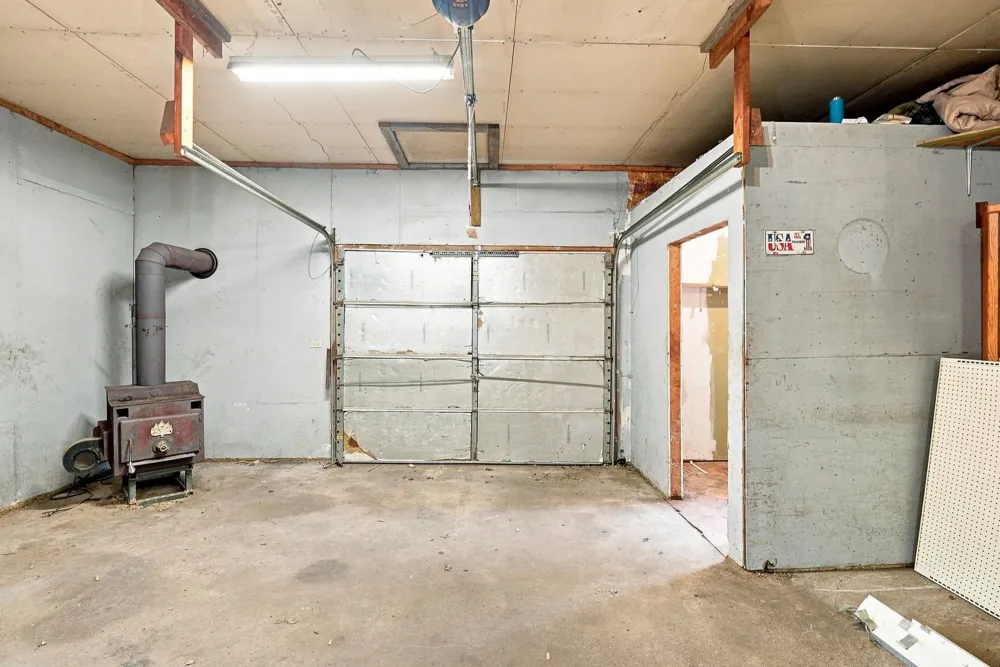 4893 Benjamin Donald Drive Paradise Township, MI 49649