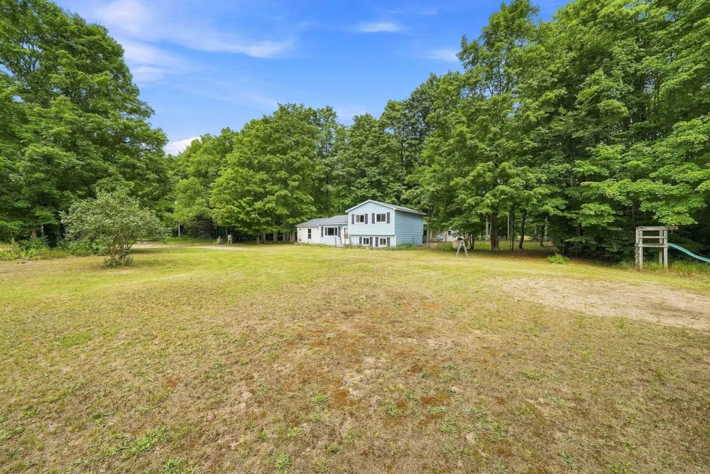 4893 Benjamin Donald Drive Paradise Township, MI 49649