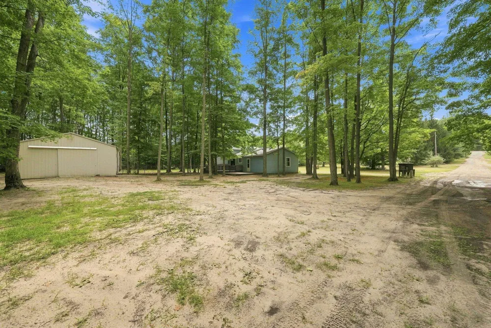 4893 Benjamin Donald Drive Paradise Township, MI 49649