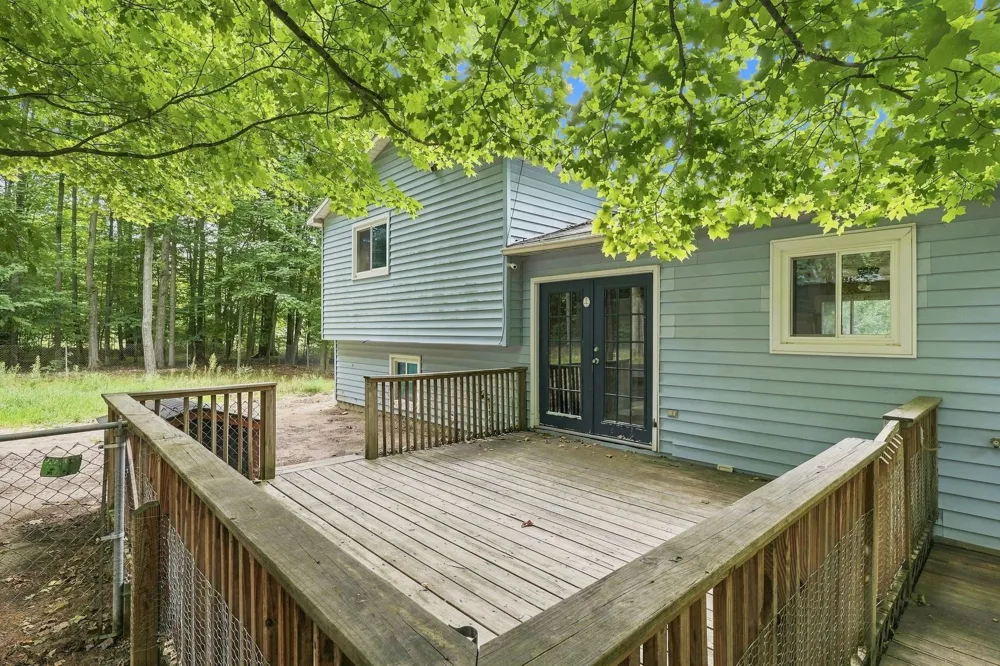 4893 Benjamin Donald Drive Paradise Township, MI 49649