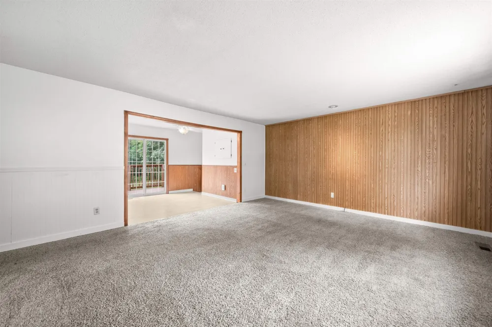 1101 Knoll Crest Court Garfield Charter Township, MI 49686