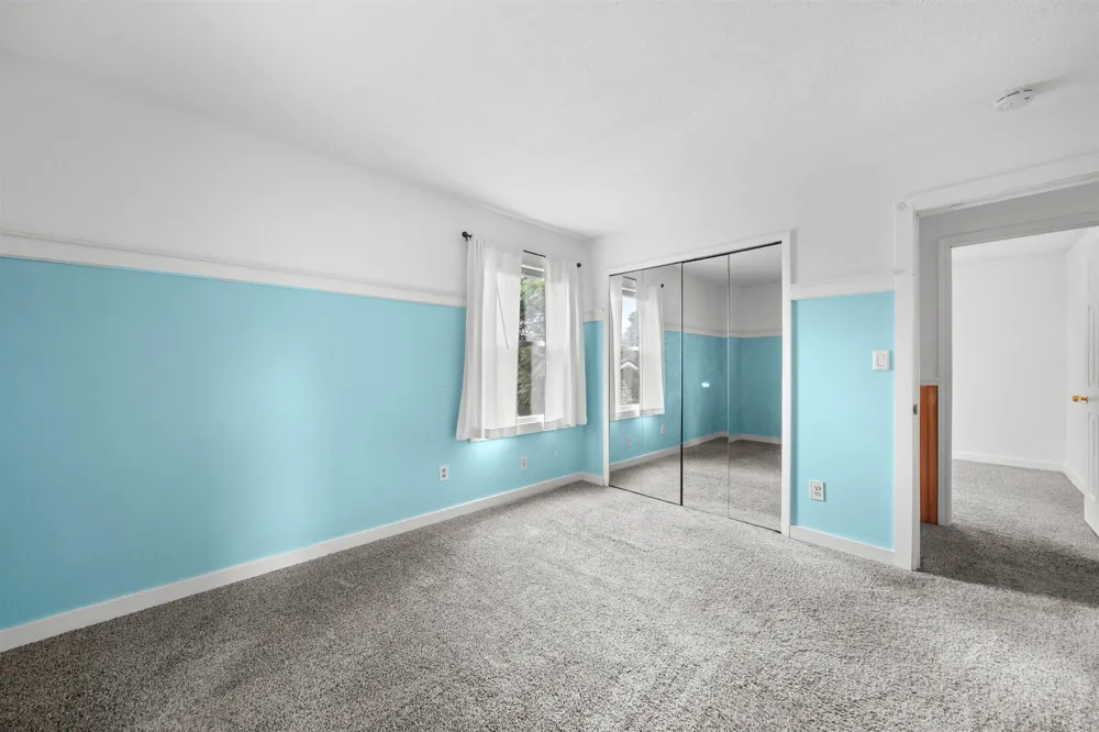 1101 Knoll Crest Court Garfield Charter Township, MI 49686