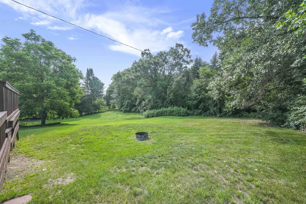 1101 Knoll Crest Court Garfield Charter Township, MI 49686