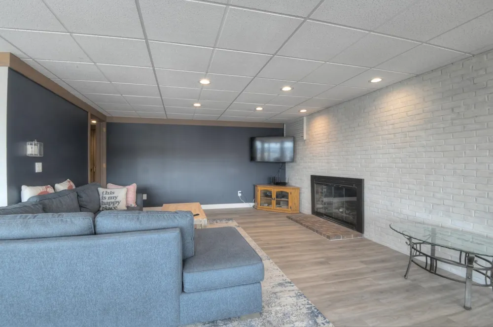 12755 S Marina Village Drive Elmwood Charter Township, MI 49684