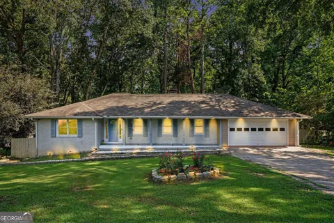 5808 Darry CIR