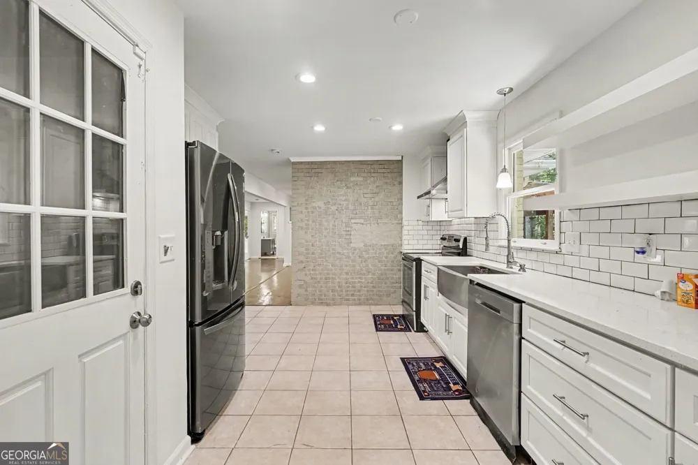 5808 Darry CIR Norcross, GA 30093