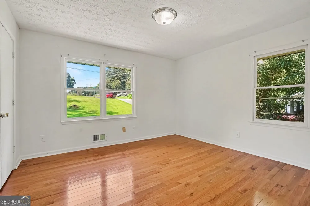 5808 Darry CIR Norcross, GA 30093
