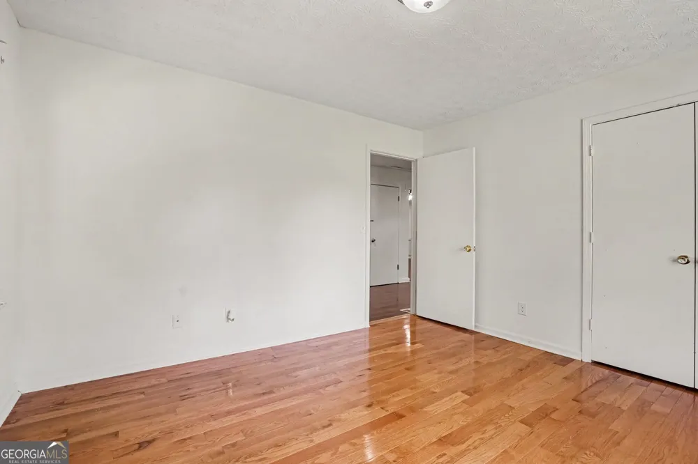 5808 Darry CIR Norcross, GA 30093