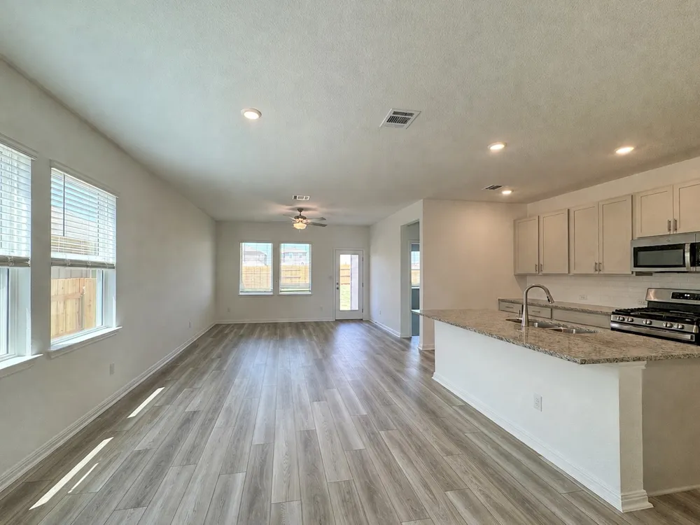 158 Jake Pine Drive Buda, TX 78610