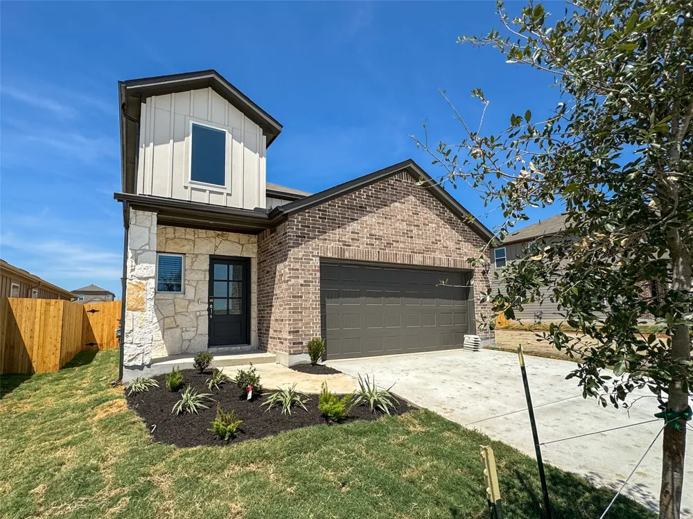 158 Jake Pine Drive Buda, TX 78610