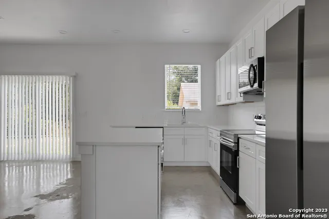 911 Piedmont Ave San Antonio, TX 78210