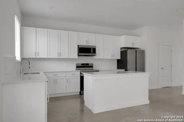 911 Piedmont Ave San Antonio, TX 78210