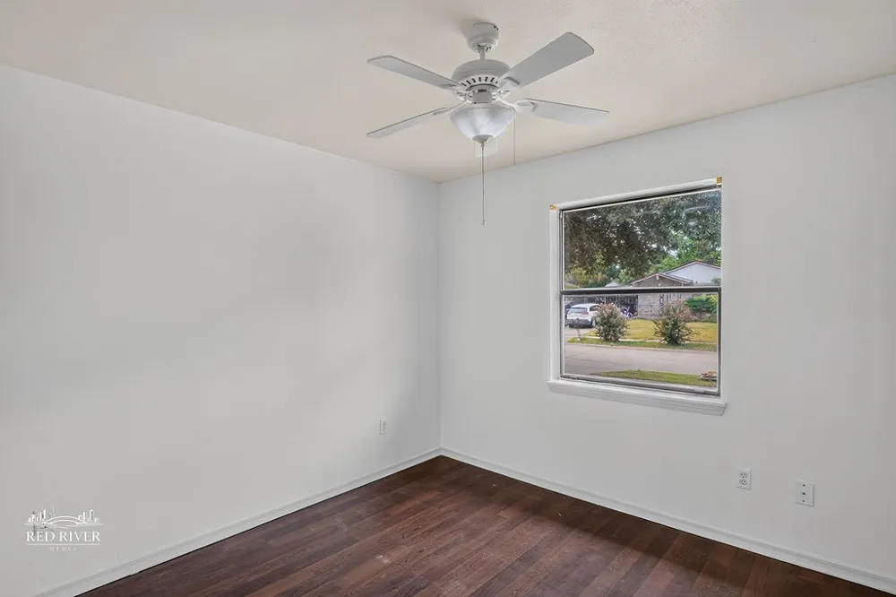 4815 General Bragg Drive Bossier City, LA 71112