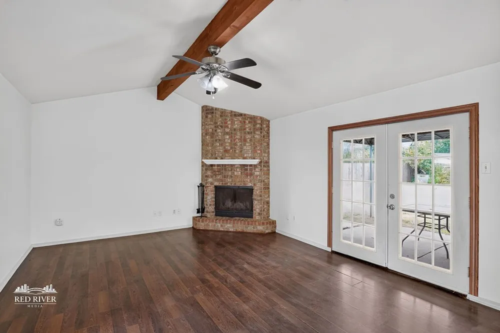 4815 General Bragg Drive Bossier City, LA 71112