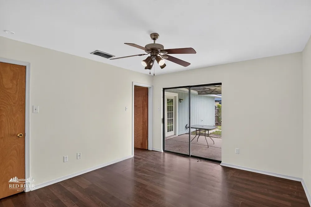4815 General Bragg Drive Bossier City, LA 71112