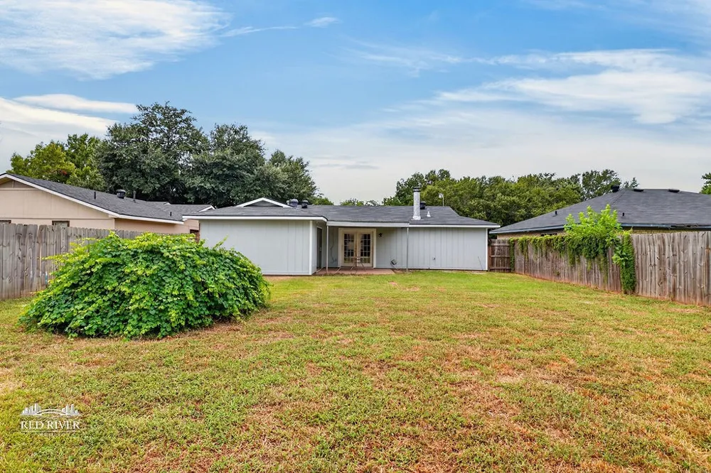 4815 General Bragg Drive Bossier City, LA 71112