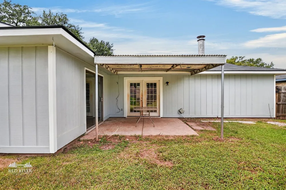 4815 General Bragg Drive Bossier City, LA 71112