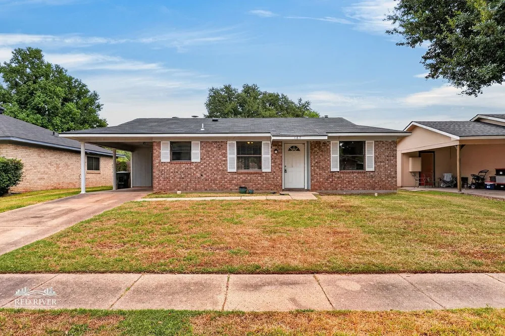 4815 General Bragg Drive Bossier City, LA 71112
