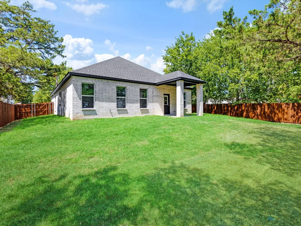 106 Bowers Street Seagoville, TX 75159