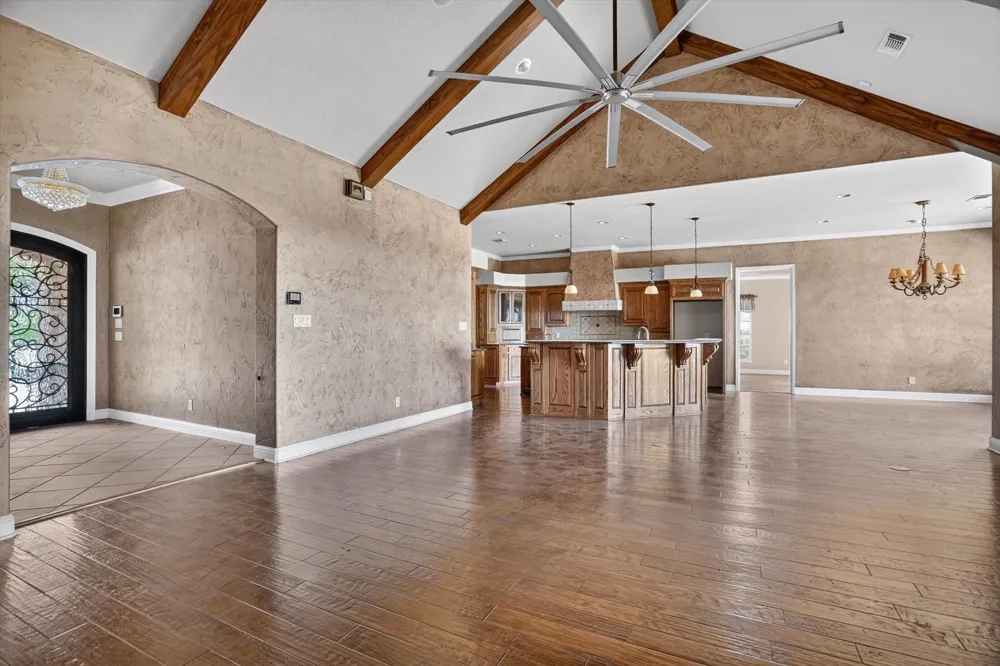 6305 CARNEGIE COURT Cleburne, TX 76033