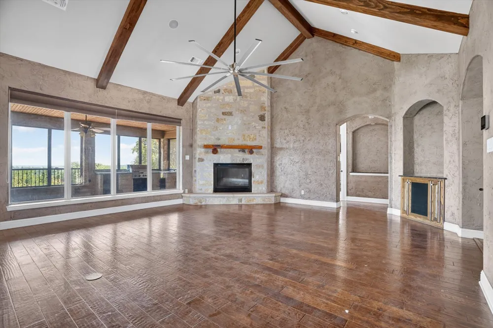 6305 CARNEGIE COURT Cleburne, TX 76033