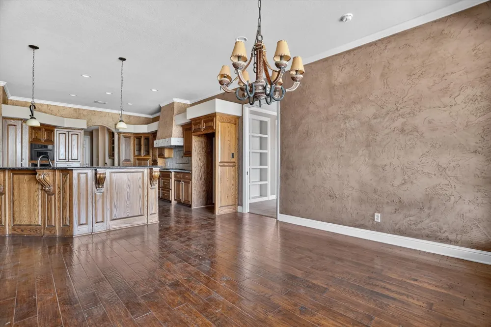 6305 CARNEGIE COURT Cleburne, TX 76033