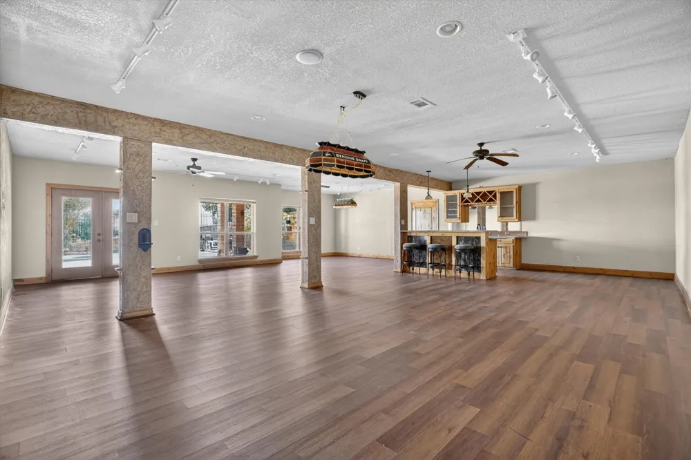 6305 CARNEGIE COURT Cleburne, TX 76033