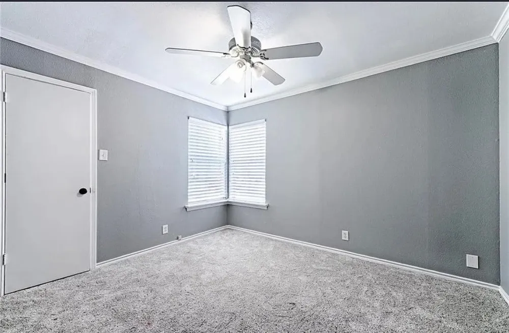 2601 Country Place Carrollton, TX 75006