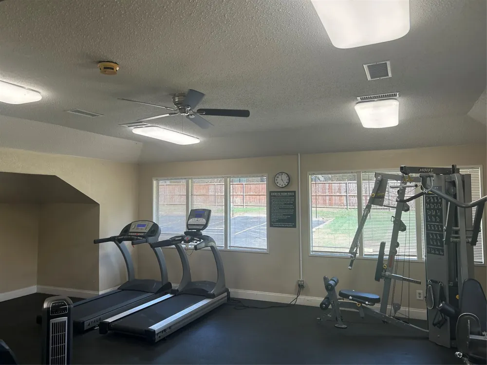 2601 Country Place Carrollton, TX 75006