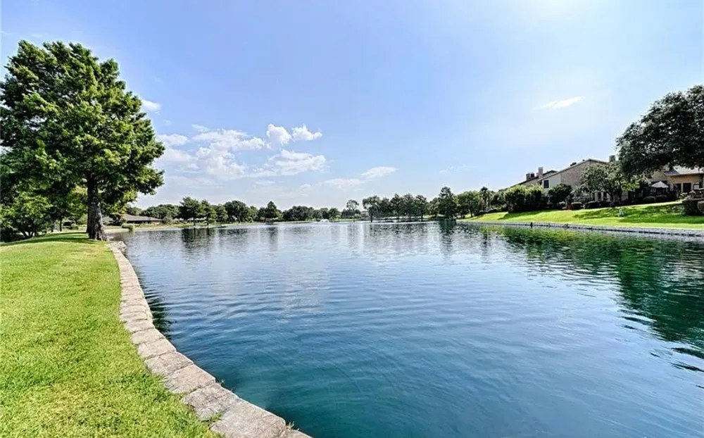 2601 Country Place Carrollton, TX 75006