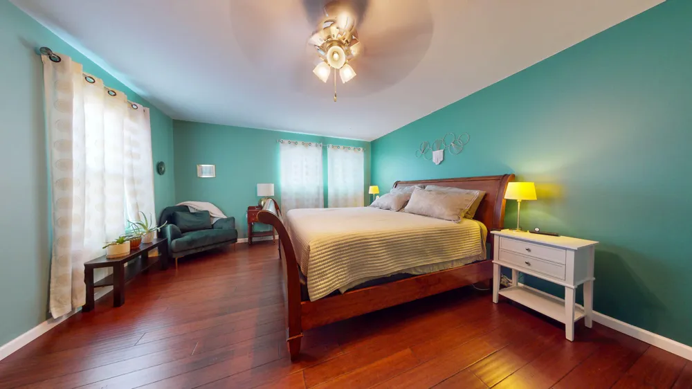8402 Walnut Hill Dexter, MI 48130
