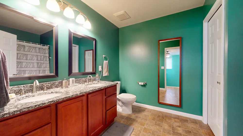 8402 Walnut Hill Dexter, MI 48130