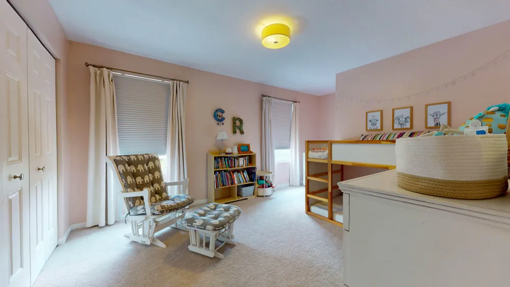8402 Walnut Hill Dexter, MI 48130