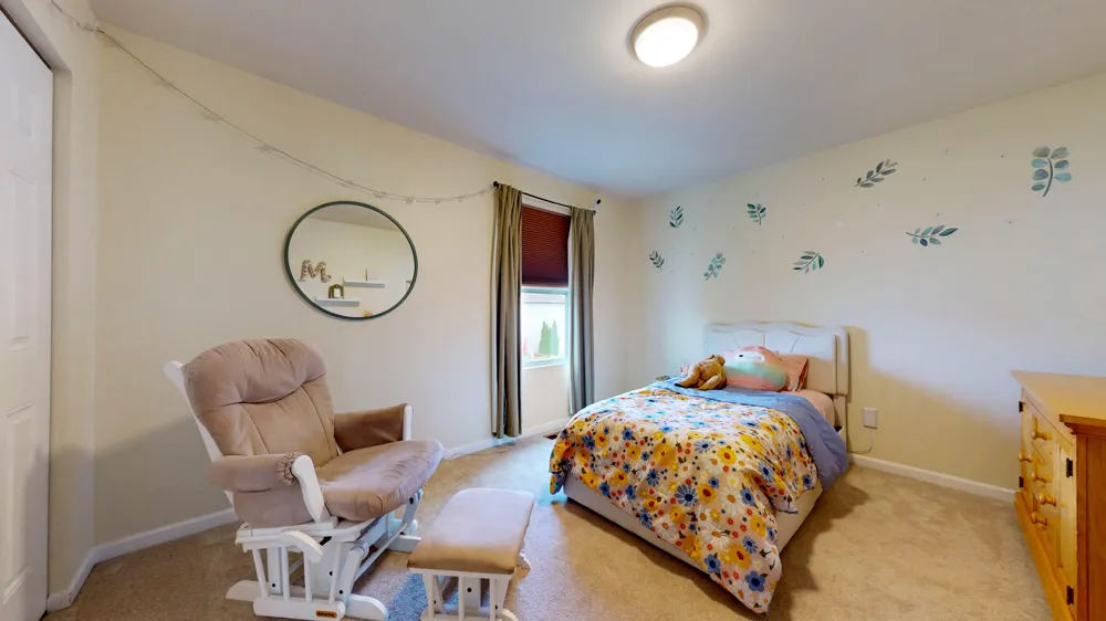 8402 Walnut Hill Dexter, MI 48130