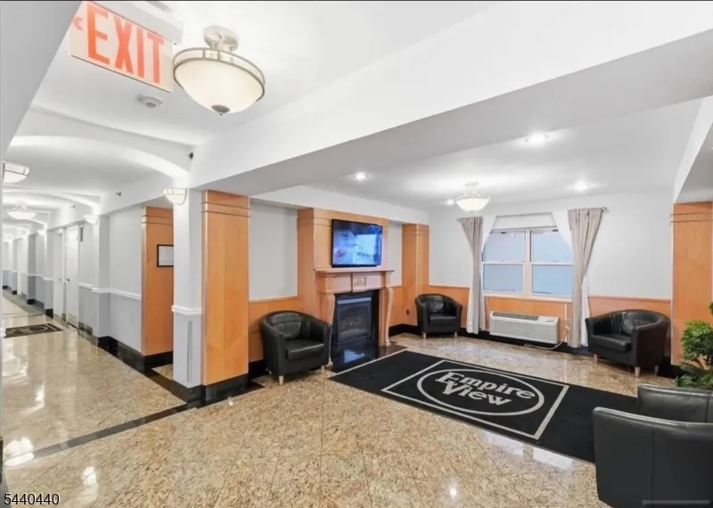 70 S Munn Ave #413 Unit 413 East Orange City, NJ 07018