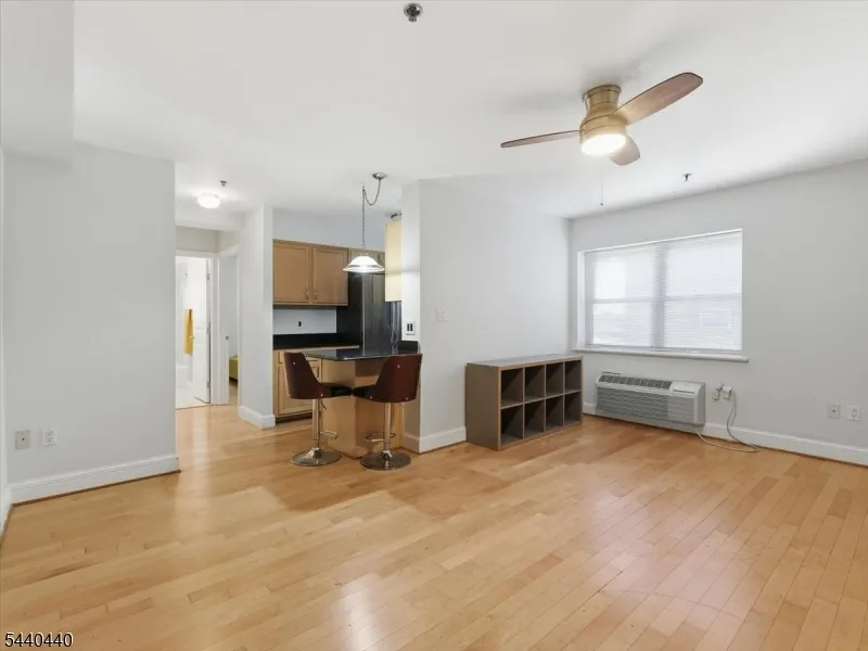 70 S Munn Ave #413 Unit 413 East Orange City, NJ 07018