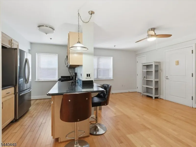 70 S Munn Ave #413 Unit 413 East Orange City, NJ 07018