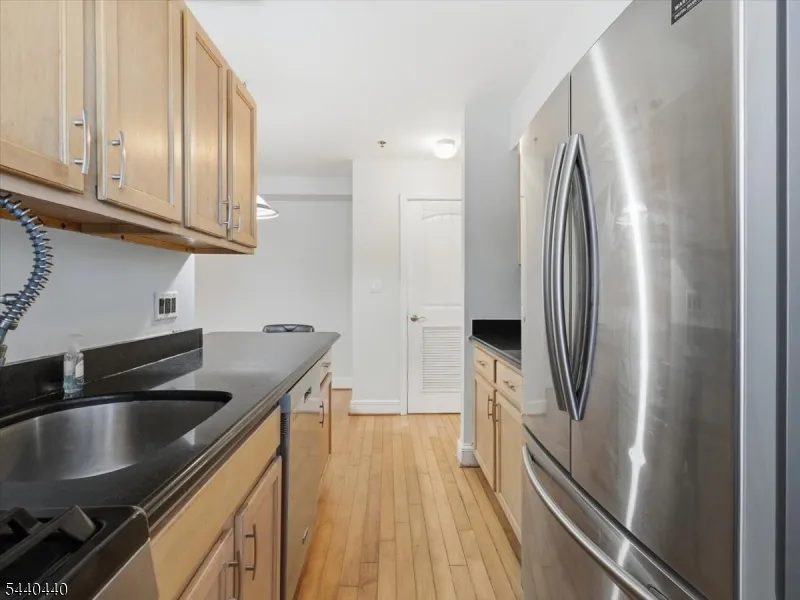 70 S Munn Ave #413 Unit 413 East Orange City, NJ 07018