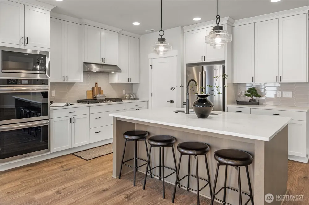 6392 Great Glen Road SW Port Orchard, WA 98367