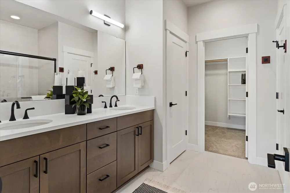 6392 Great Glen Road SW Port Orchard, WA 98367